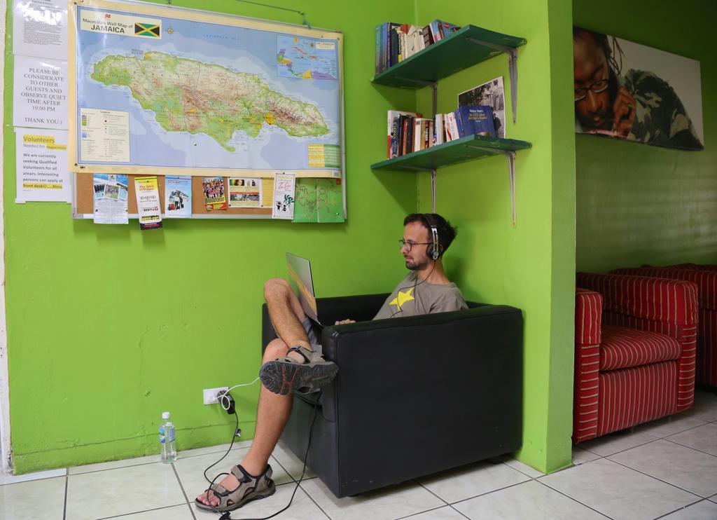 קינגסטון Reggae Hostel מראה חיצוני תמונה