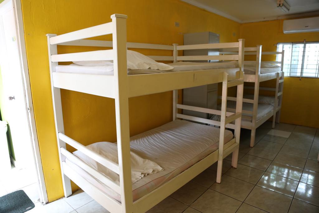 קינגסטון Reggae Hostel מראה חיצוני תמונה